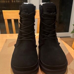 NWT Koolaburra by UGG Advay Black Boots Size 9